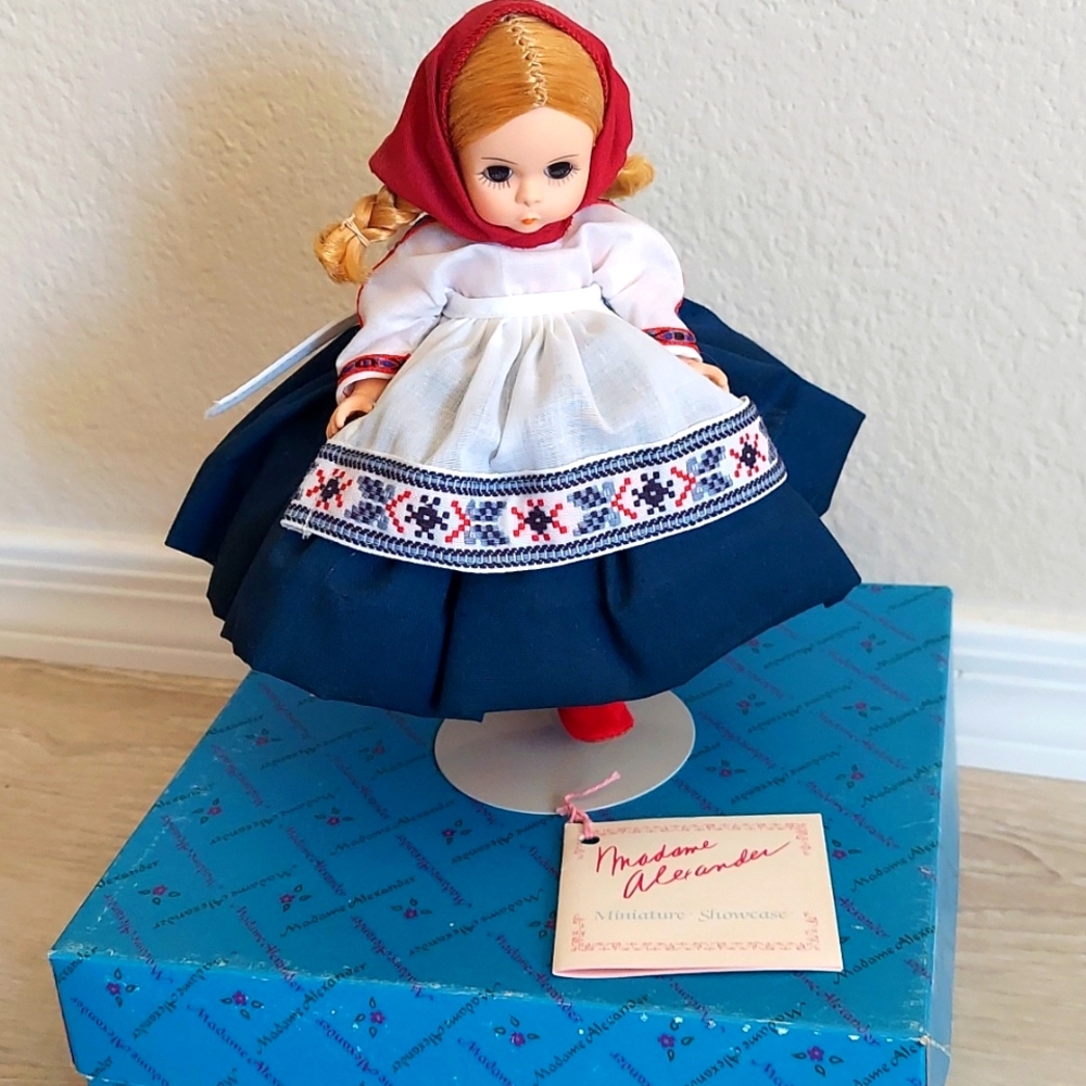 Madame Alexander 8" Doll, Russia #548 - Vintage